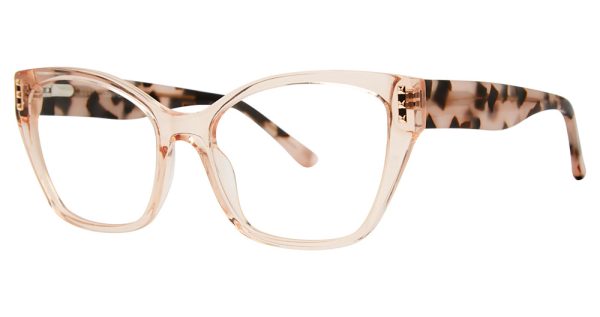 Daisy Fuentes Sanica